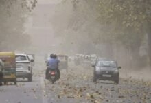 Ghaziabad Weather: गाज़ियाबाद में तापमान 6.8 डिग्री ठंड और भारी कोहरे के साथ AQI 460 पहुंचा खतरनाक लाल जोन में