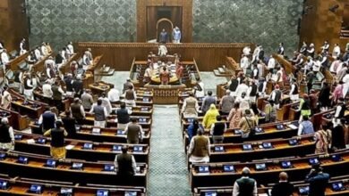 Lok Sabha discussion: लोकसभा में आज वंदे मातरम् पर 10 घंटे की लंबी बहस, विपक्ष और सरकार करेंगे देशभक्ति गीत की भूमिका पर चर्चा